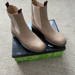 Sam Edelman Laguna Boot 8.5